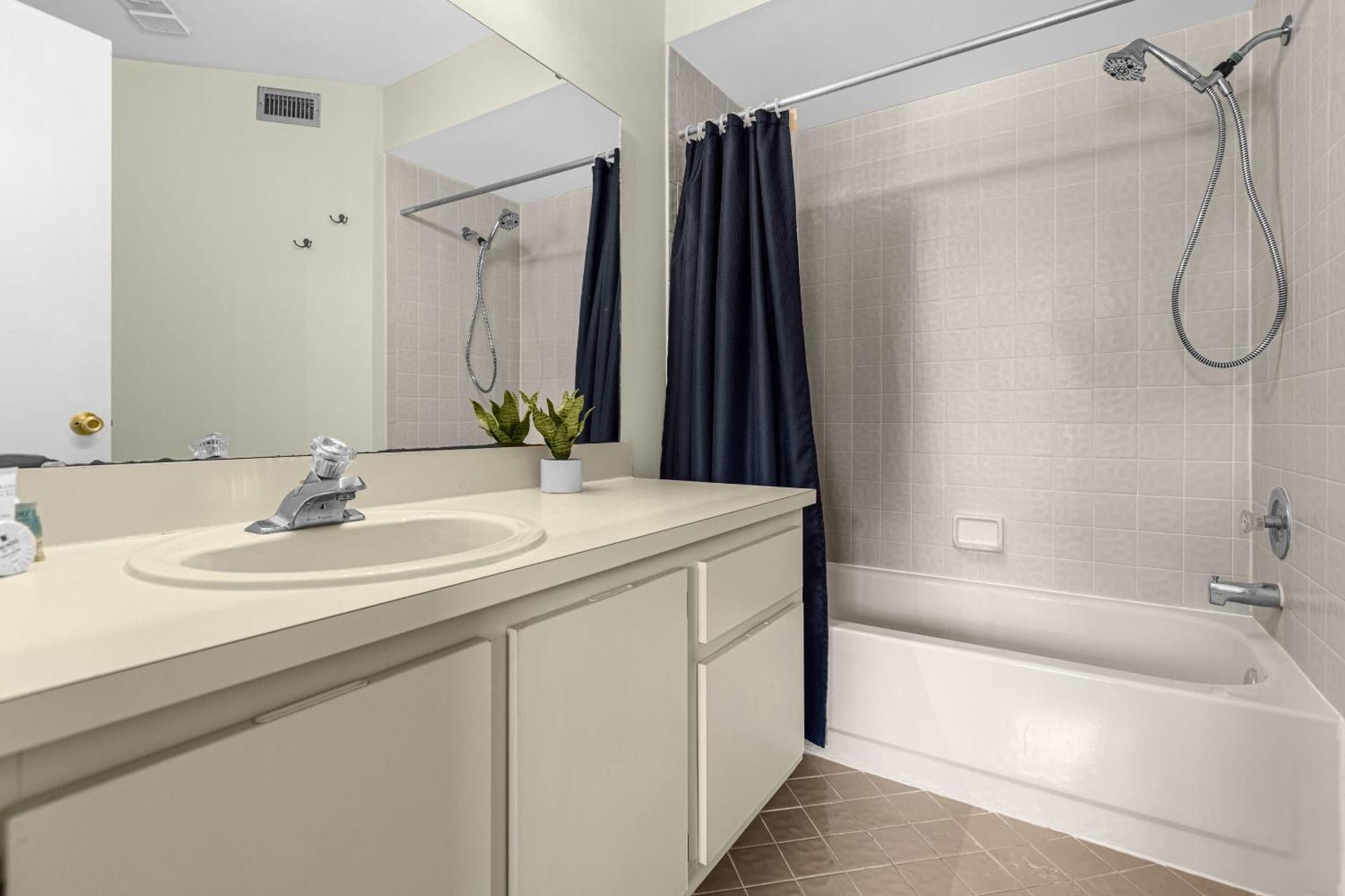 Modern Cozy 2Br Condo Near Disney Orlando Kültér fotó